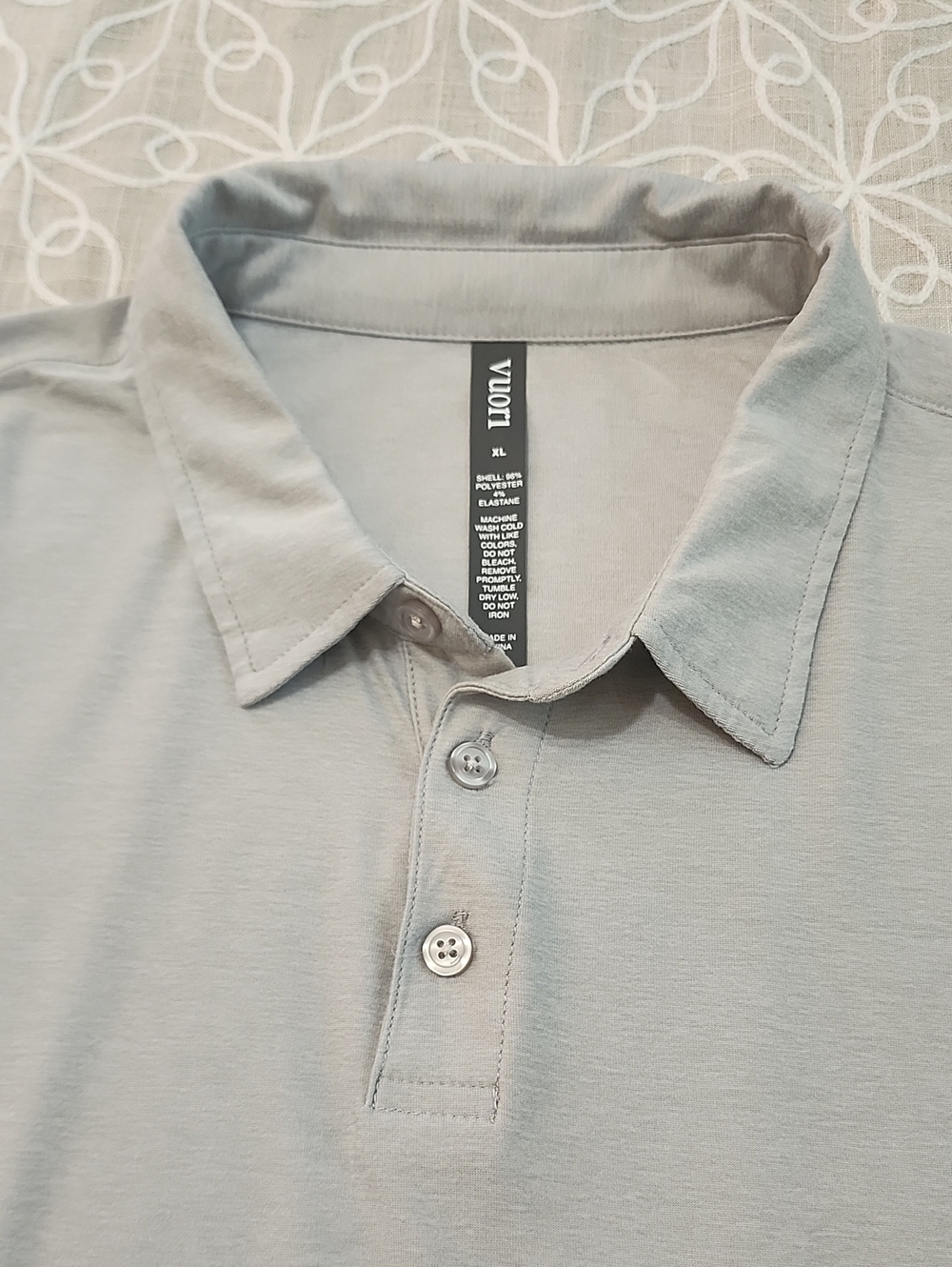 Vuori Light Gray Men’s Polo Shirt  XL - Picture 2 of 10